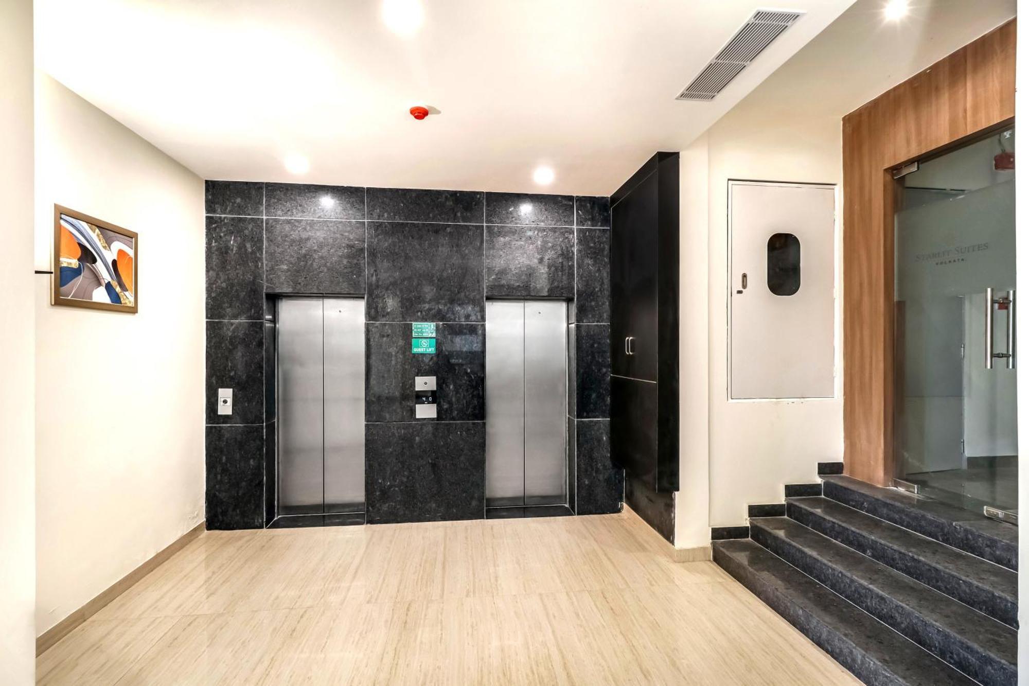 Starlit Suites Newtown Kolkata Luaran gambar