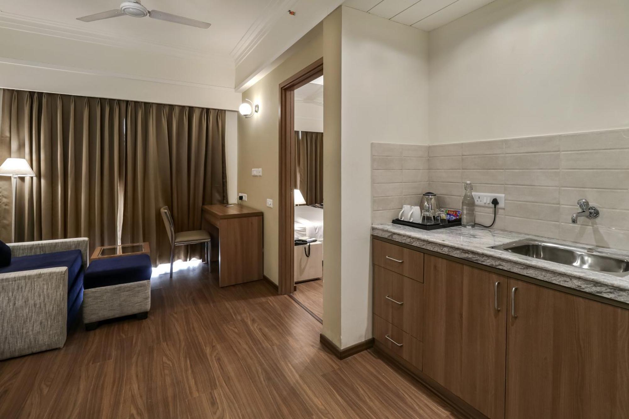 Starlit Suites Newtown Kolkata Luaran gambar