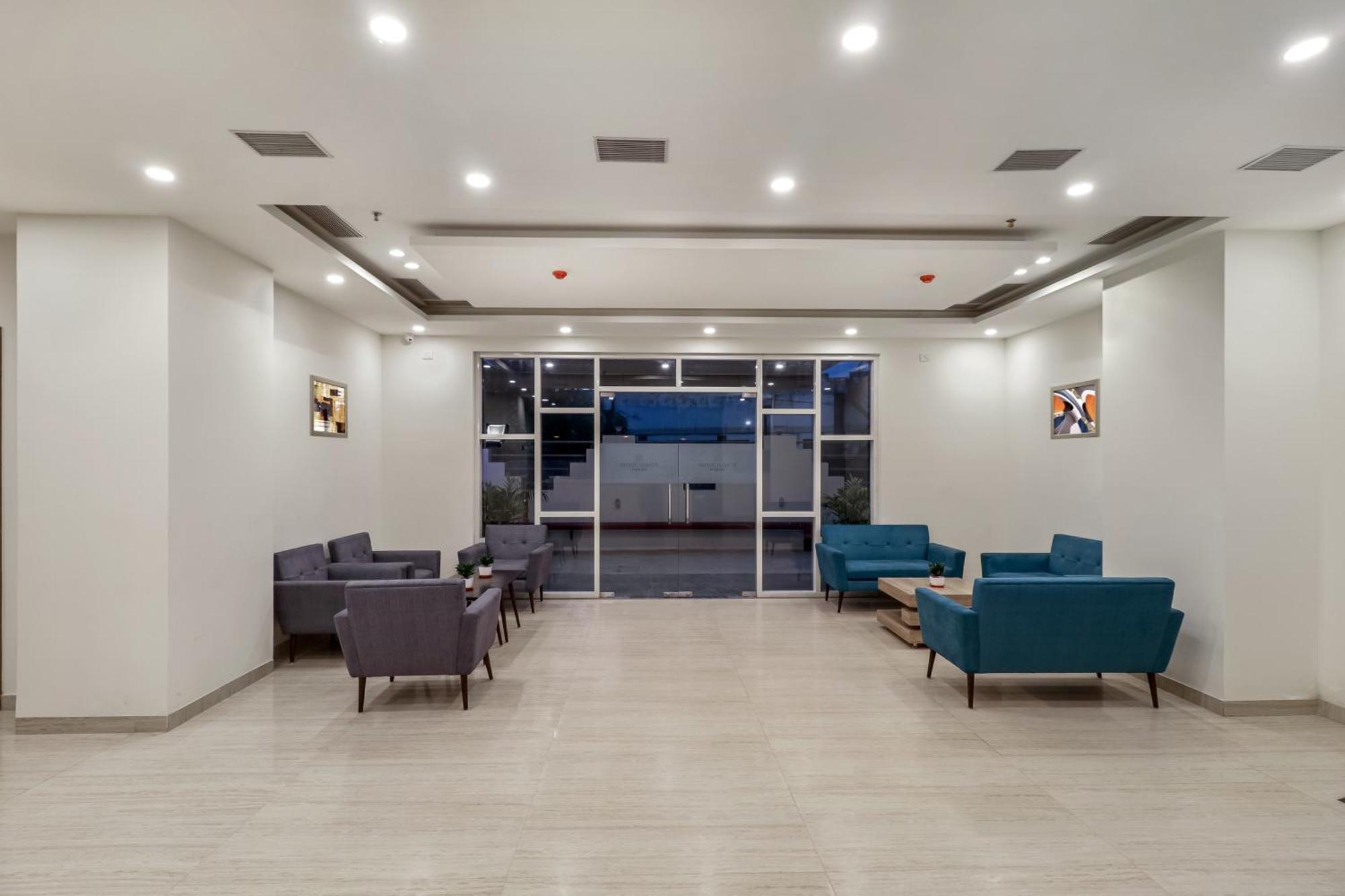 Starlit Suites Newtown Kolkata Luaran gambar